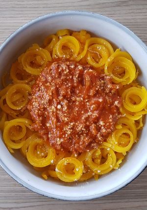Une photo de Spagettis butternut à la sauce bolognaise