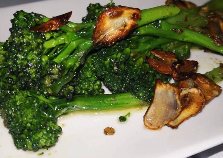 Langkah Langkah Memasak Stir Fry Broccoli with Garlic yang Sederhan