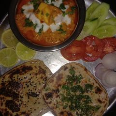 A picture of Wheat Naan.