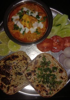 A picture of Wheat Naan.