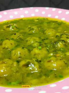 દાણા મુઠિયાં નુ શાક (Dana Muthia Shak Recipe In Gujarati) રેસીપી મુખ્ય ફોટો