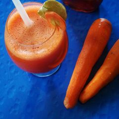 A picture of Carrot and lime juice.