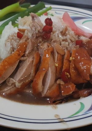 รูปของ ข้าวหน้าเป็ด /kao na ped / roasted duck with rice