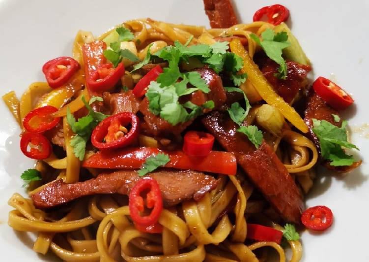 Recipe of Ultimate Slow cooked BBQ pork with Vietnamese wheat noodles