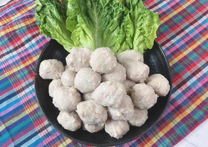 Recipe of Any-night-of-the-week Thai Pork Meatballs Recipes • Look Shin Moo•