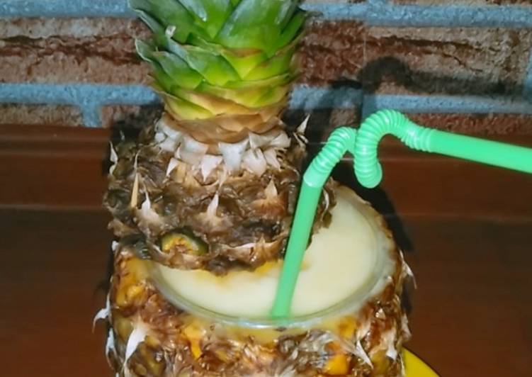 Recipe of Any-night-of-the-week Yummy pineapple coconut colada