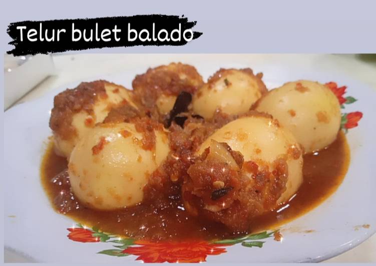 Bagaimana Membuat Telur bulet balado yang Enak