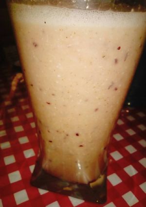 Una foto de Licuado de Chía, avena, banana y ciruela 👏👏💪