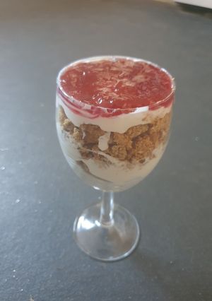 A picture of Lazy layered Cheesecake.
