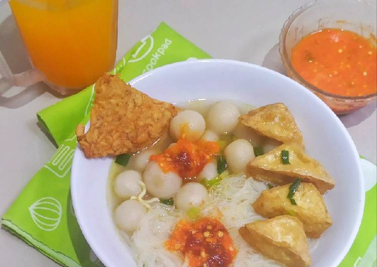 Langkah Mudah untuk Menyiapkan Cilok Kuah Campur, Lezat