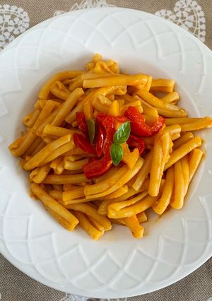 Foto di Pasta con crema di peperoni
