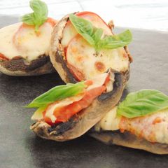 A picture of #FamilyFriendly Mozzarella Mushroom Pizzas.