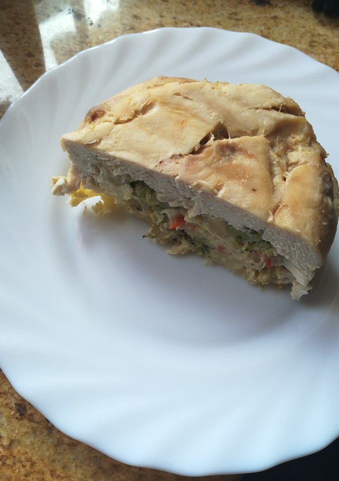 Una foto de Pechuga de pollo rellena