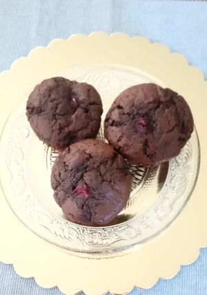 Meggyes - csokis muffin recept fotója