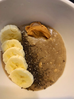 Una foto de Desayuno saludable riquísimo y fácil 😋