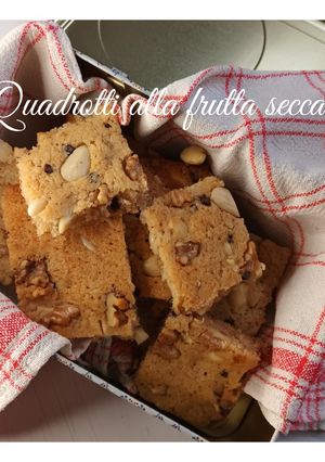 Foto di Quadrotti alla frutta secca