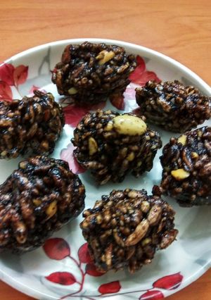 A picture of Chocolate Rice Crispies.