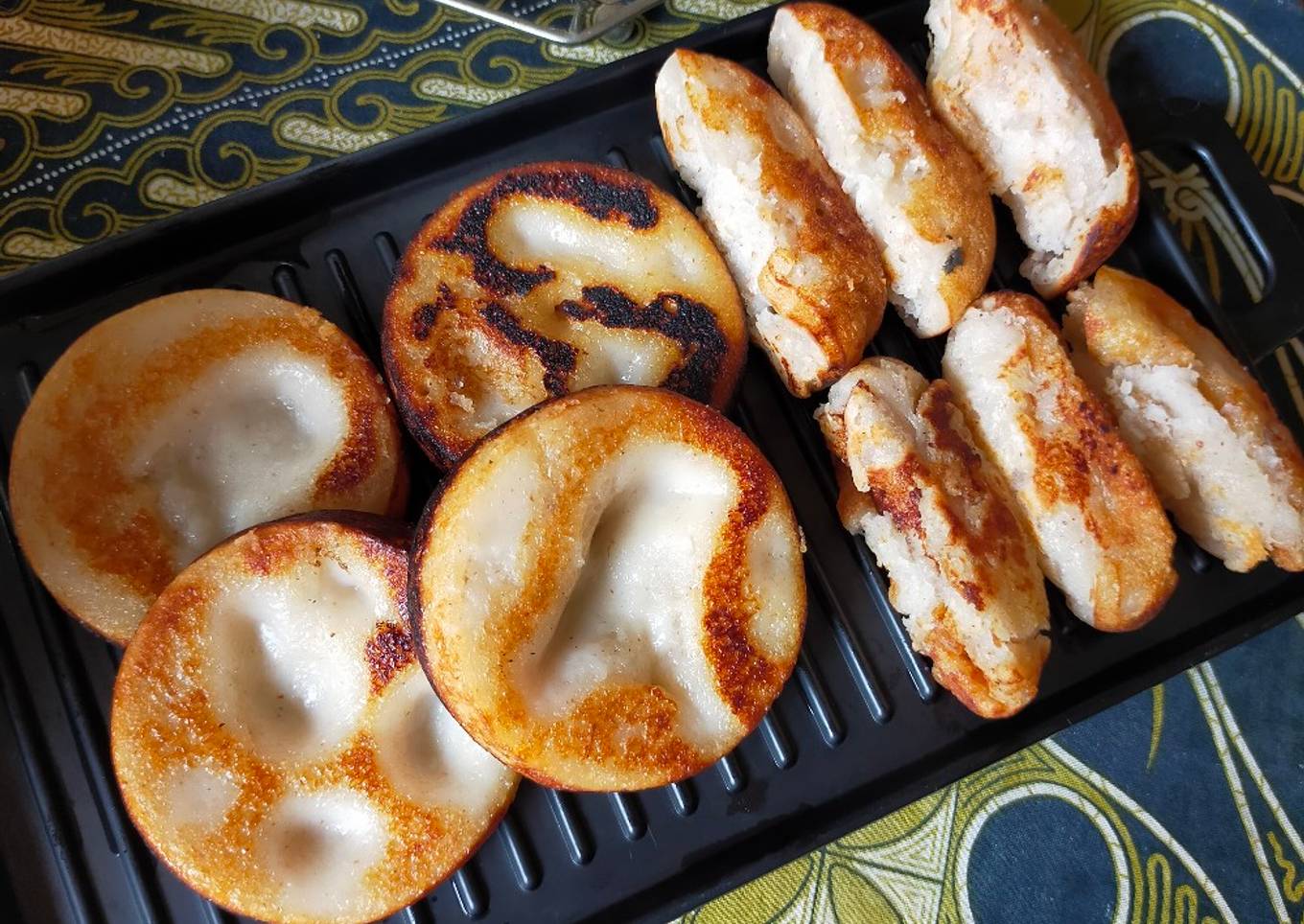Kue Pancong 2 Bentuk