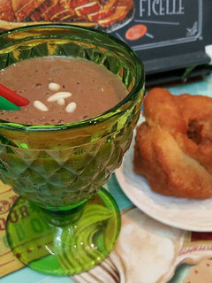Una foto de Batido de chocolate y mango