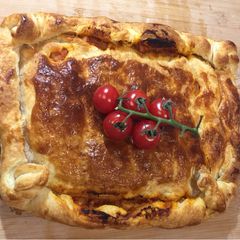 A picture of Baked Tuna Empanada.