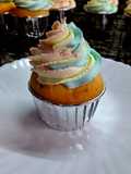 Cupcakes coloridos