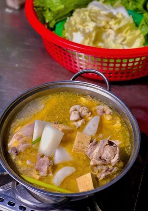Hình của món Lẩu gà nòi.