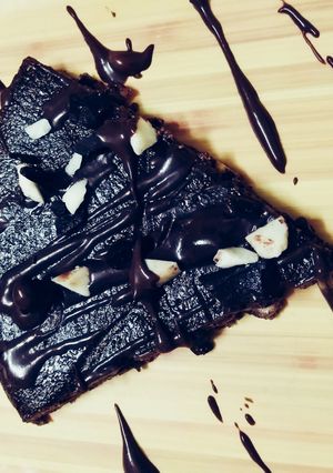 A picture of Chocolate paneer cake.
