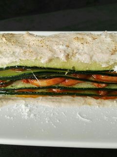 Una foto de Lasaña de calabacín y champiñones