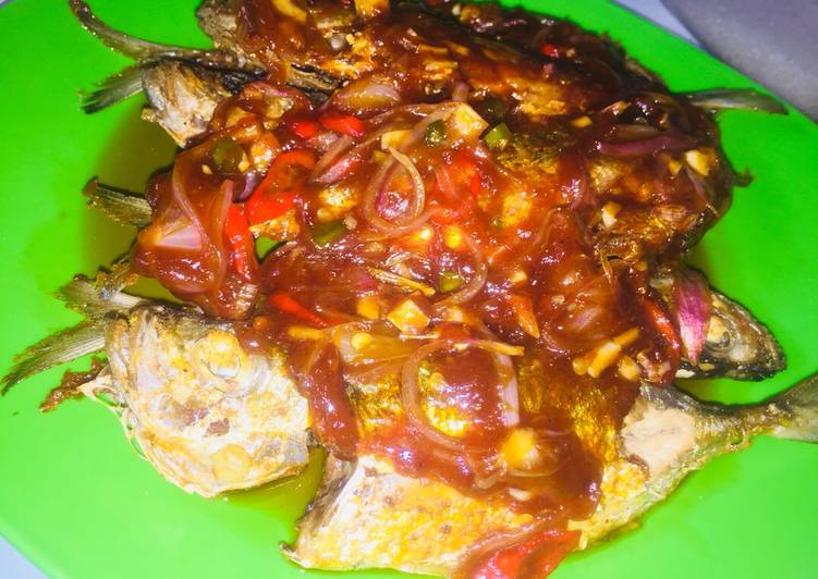 Resep Ikan kembung sambal saus tomat oleh Rieka Handayani ...