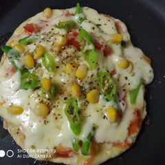 No yeast no oven baking - veg pizza A picture of No yeast no oven baking - veg pizza.