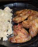 Alitas de pollo con garam masala y revuelto de arroz