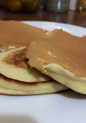 Una foto de Hotcakes simples y esponjosos