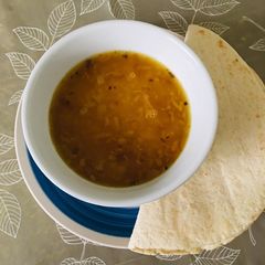 A picture of Easy lentil soup.