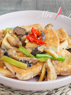 【簡易家常菜】榨菜肉絲蒸豆腐 的食譜成品照片