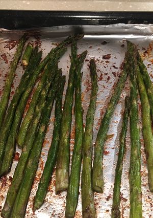 A picture of Lightly Spiced Roast Asparagus Stems.