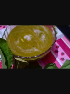 A picture of Spinach soup (palak soup).