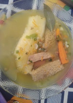 Una foto de Sopa de lentejas 😋 #combatoelfrio