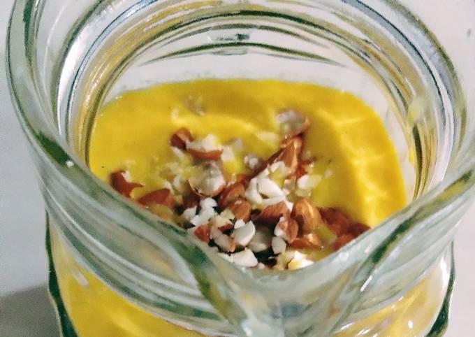 Mango coconut smoothie