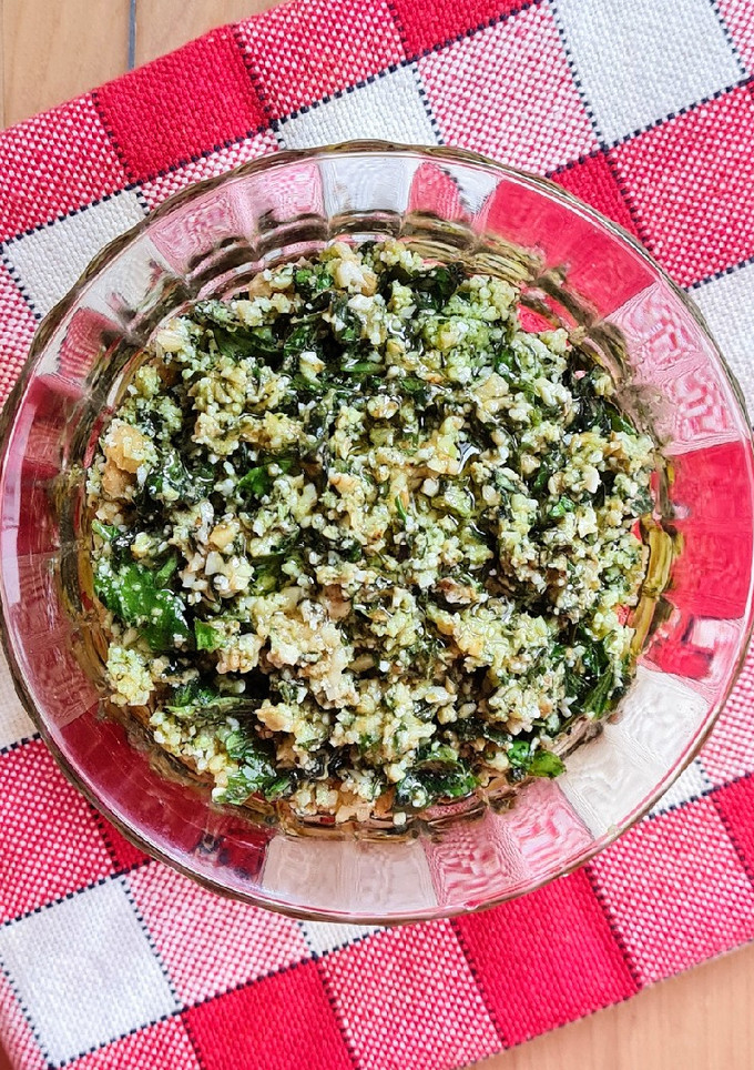 Una foto de Salsa Pesto adaptada para Argentina 🇮🇹 🇦🇷 albahaca, ajo, nuez, queso y aceite de oliva VE