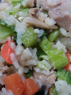 青江菜五花肉片炊飯 的食譜成品照片