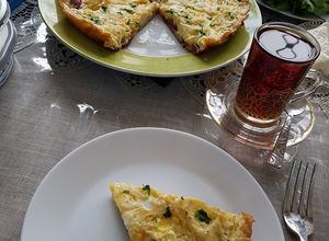 صورة لوصفة بيتزا البيض بمكونات بسيطة