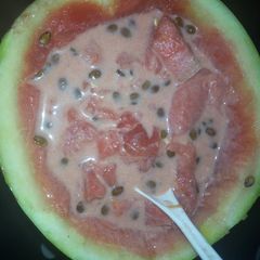 A picture of Watermelon bowl.
