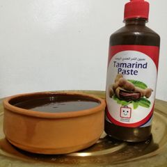A picture of Imli ki khati chutni.