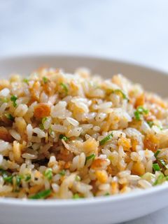 鮭魚炒飯 的食譜成品照片