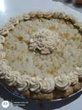 Tarta de coco con crema chantilly