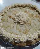 Tarta de coco con crema chantilly