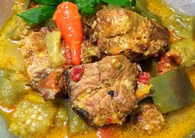 Resep Mangut Ikan Asap Semarangan oleh Dapur Emak - Cookpad