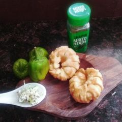 A picture of Ring cheese capsicum  samosa.