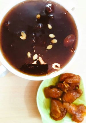 A picture of AlooBukhary ki Chutney.
