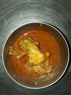 सावजी चिकन मसाला (chicken masala recipe in marathi) रेसिपी चे मुख्य फोटो
